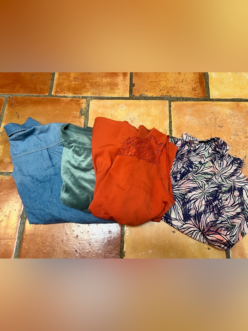Bundle of women’s tops